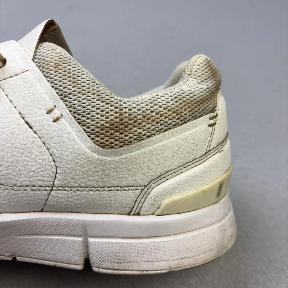 On The Roger Shoes Mens Size 9 White Leather Cushioned Casual Sneakers